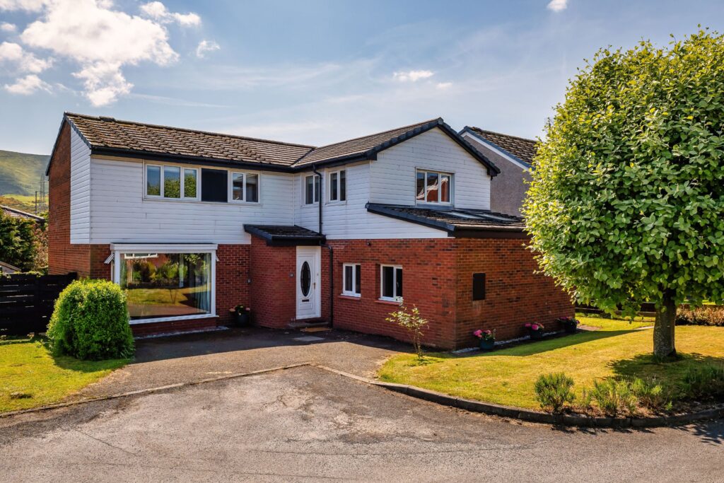 33 Winton Drive, Fairmilehead, Edinburgh EH10 7EU