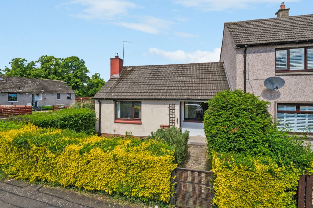 173 Gilmerton Dykes Drive, Edinburgh, EH17 8LP
