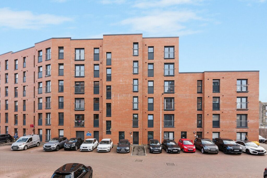 Flat 7, 24 Ashley Place, Edinburgh, EH6 5GB
